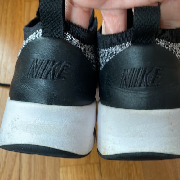 Nike Air Max Thea Ultra Flyknit Womens Sneakers 8 - Picture 4 of 7